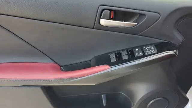 2025 Lexus IS 350 F SPORT Design