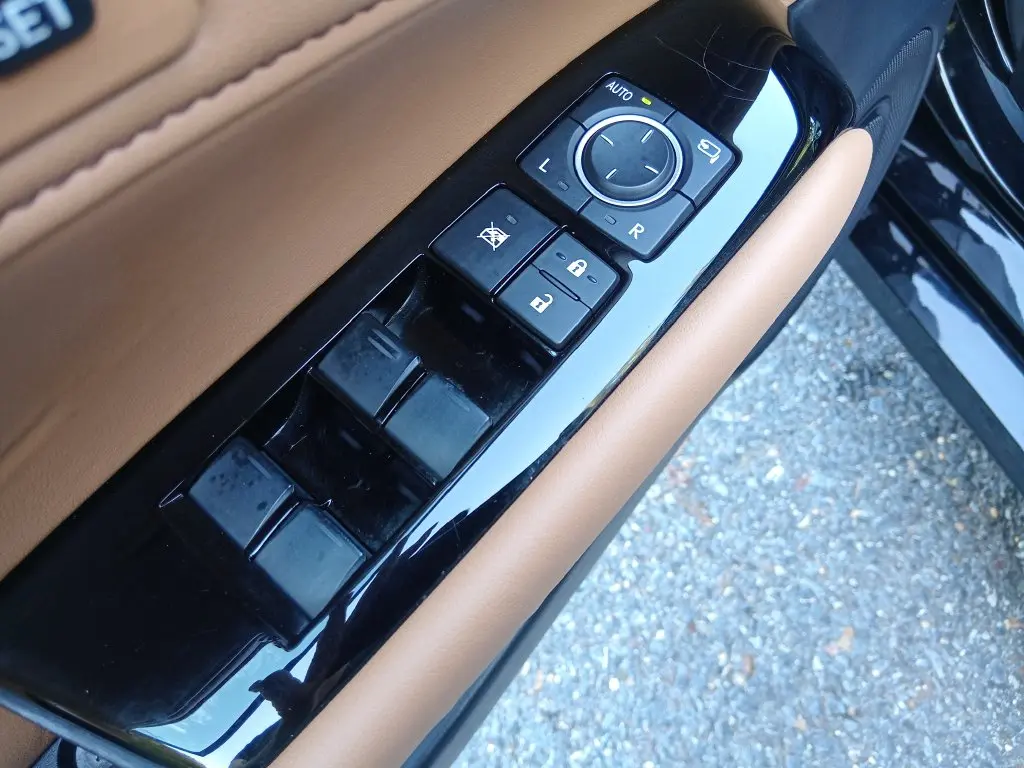 2014 Lexus GS - $14,787