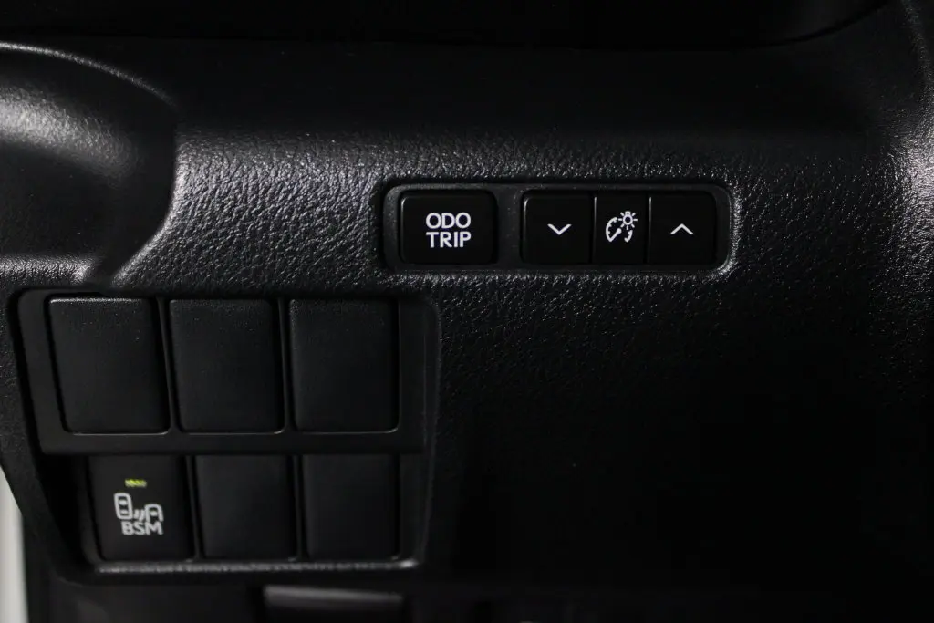 2015 Lexus IS - $15,127