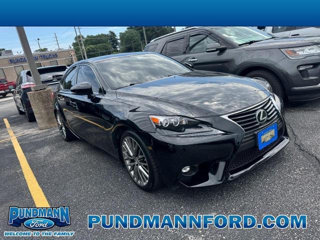 2015 Lexus IS - $15,990