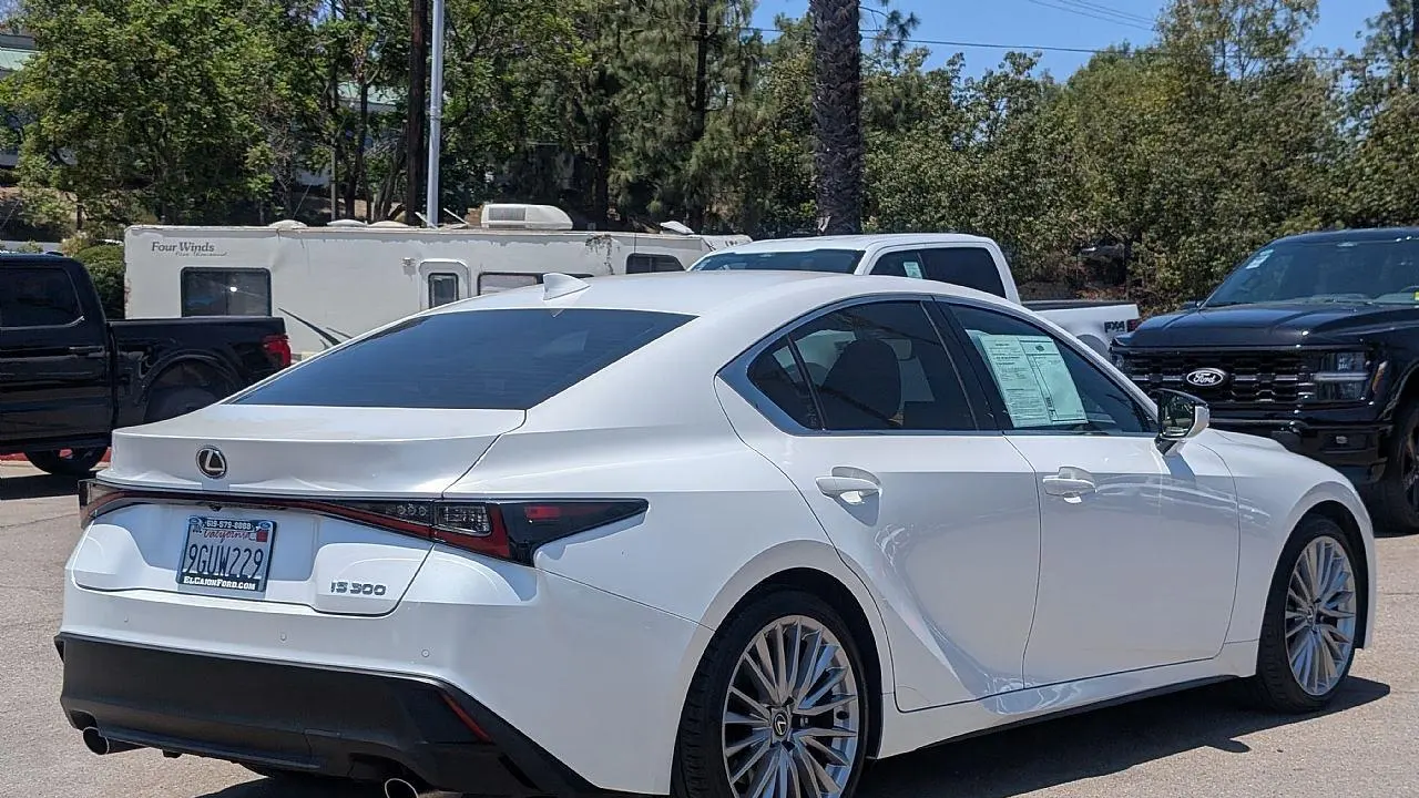 2023 Lexus IS 300 Base