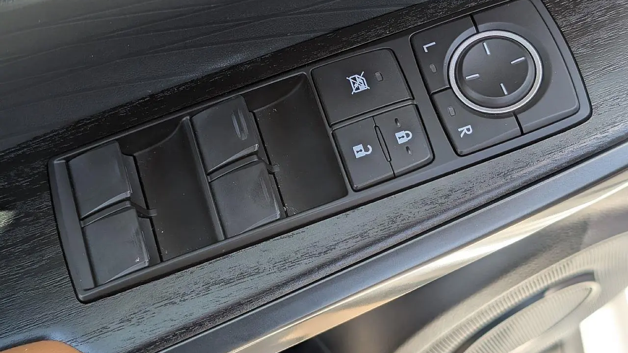 2023 Lexus IS 300 Base