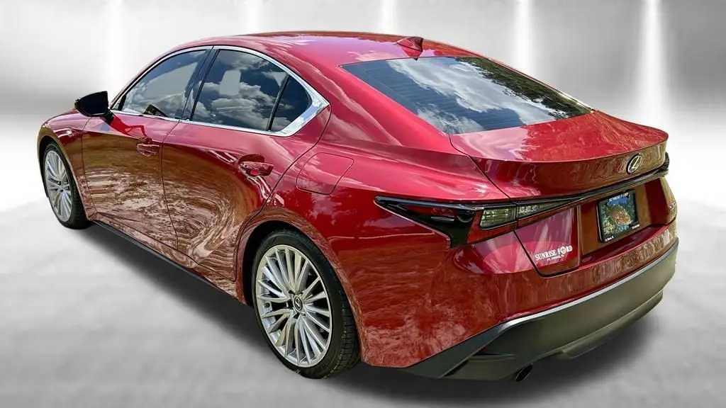 2022 Lexus IS 300 Base