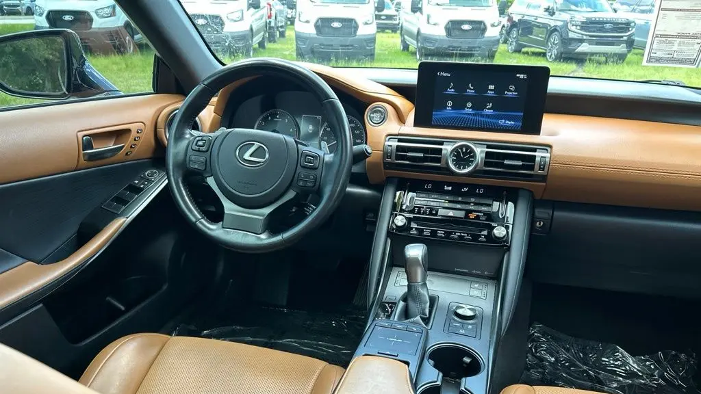 2022 Lexus IS 300 Base