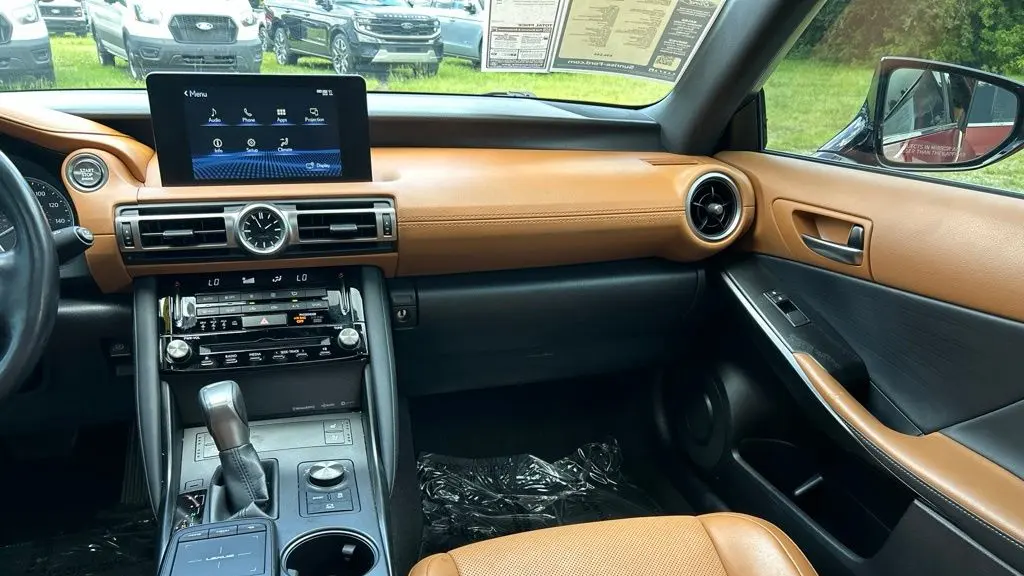 2022 Lexus IS 300 Base