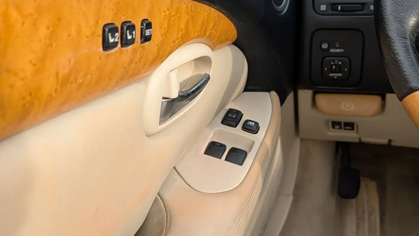 2003 Lexus SC 430 Base