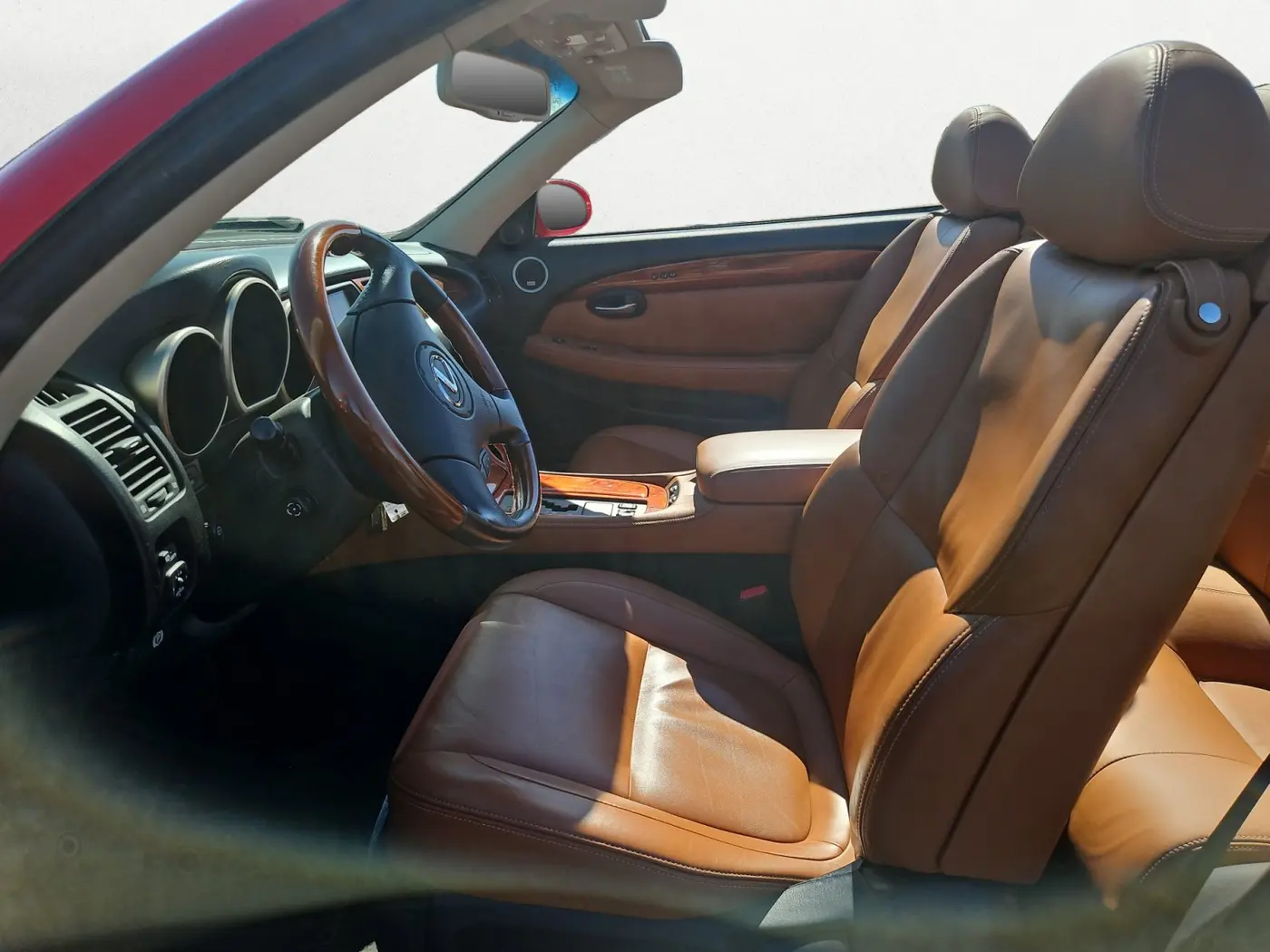 2004 Lexus SC - $21,412