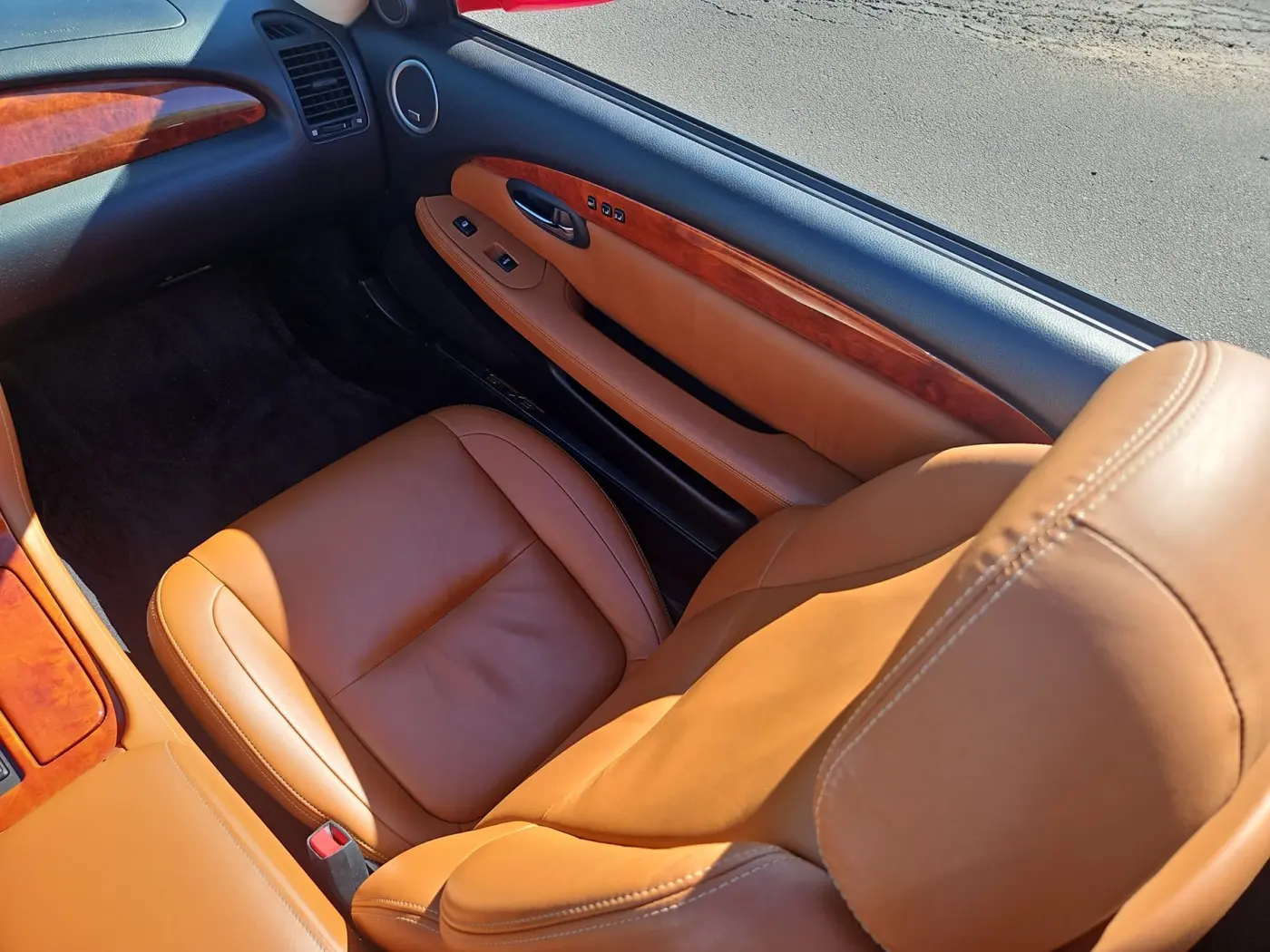 2004 Lexus SC - $21,412