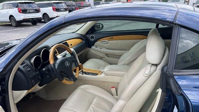 2004 Lexus SC 430 Base