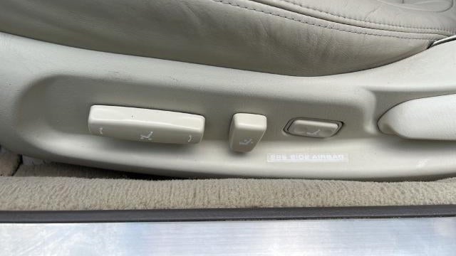 2004 Lexus SC 430 Base