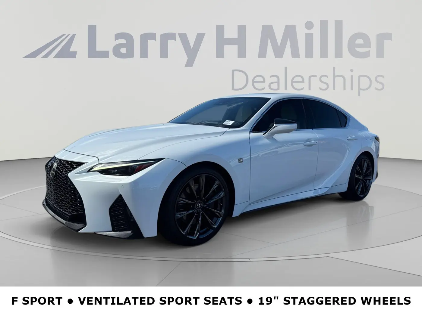 2021 Lexus IS