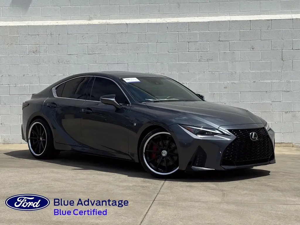 2021 Lexus IS