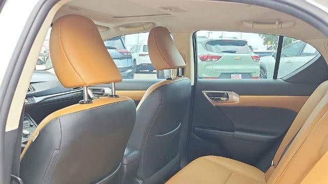 2015 Lexus CT 200h Base