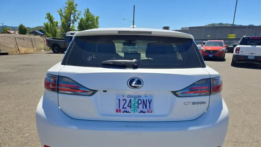 2012 Lexus CT 200h Base