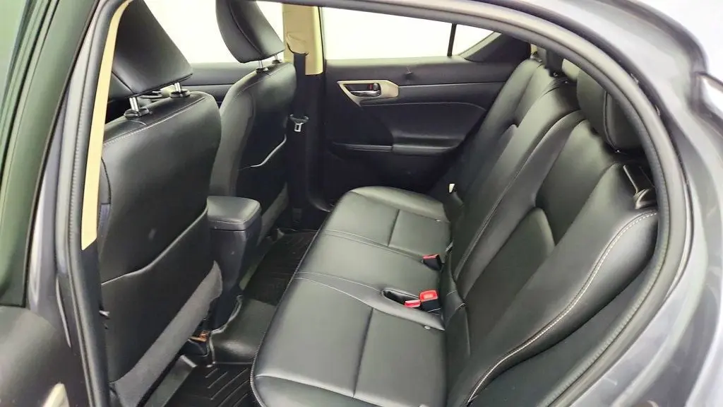 2016 Lexus CT - $19,495