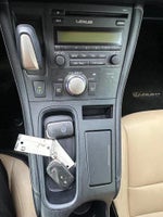 2016 CT 200h Thumbnail 13