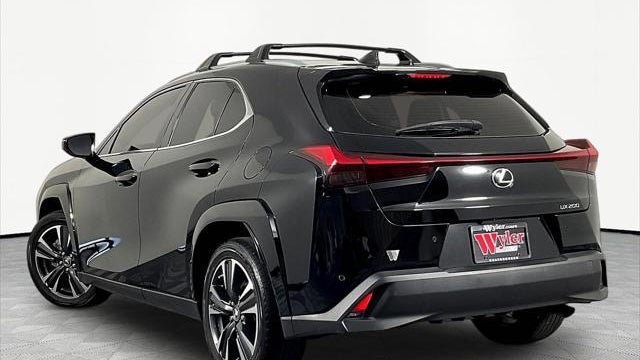 2022 Lexus UX 200 Base