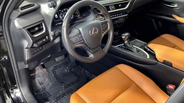 2022 Lexus UX 200 Base