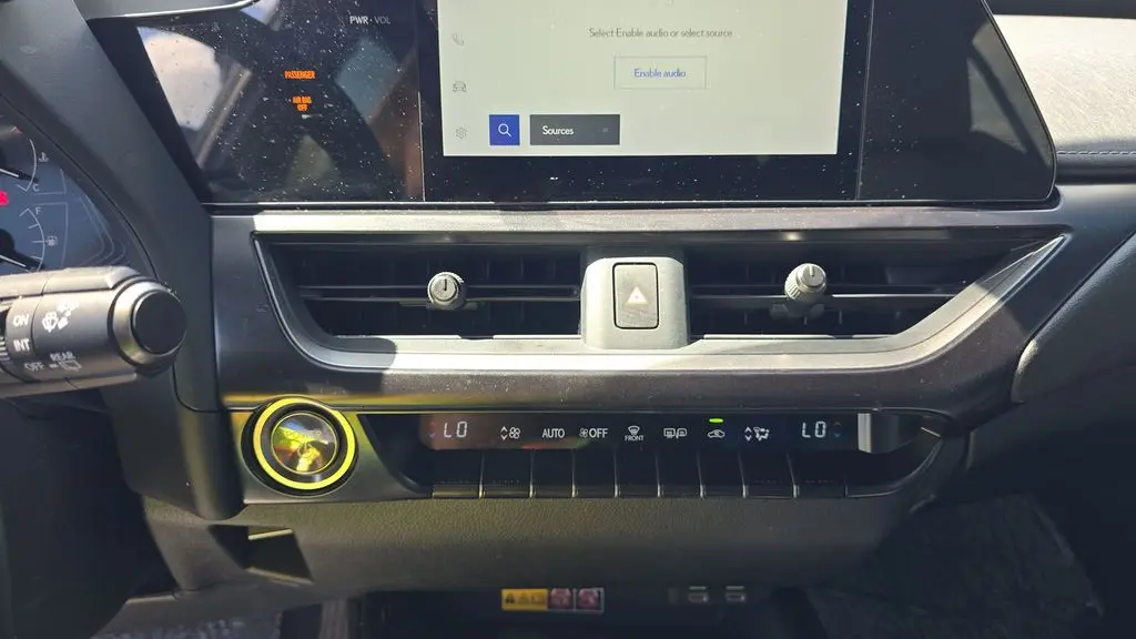 2024 Lexus UX 250h Premium