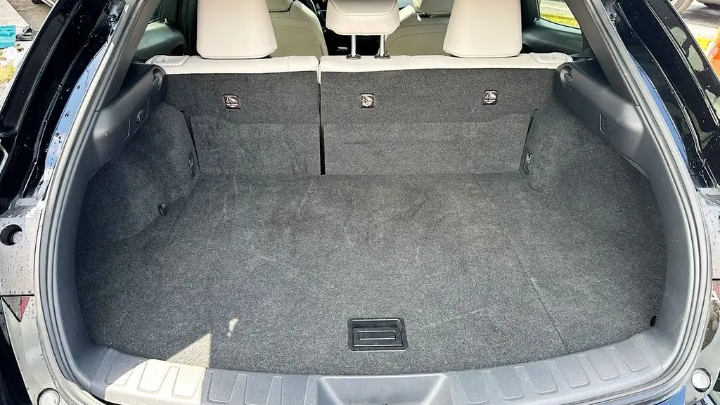 2024 Lexus UX 250h Premium