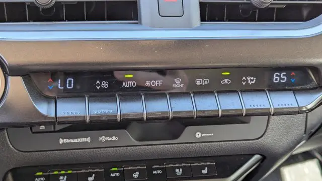 2020 Lexus UX 250h Base