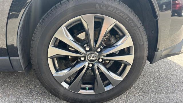 2022 Lexus UX 250h F SPORT