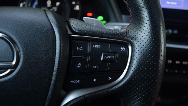 2023 Lexus UX 250h F SPORT Handling