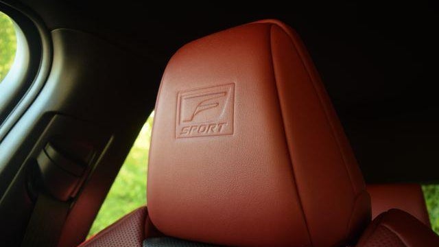 2023 Lexus UX 250h F SPORT Handling