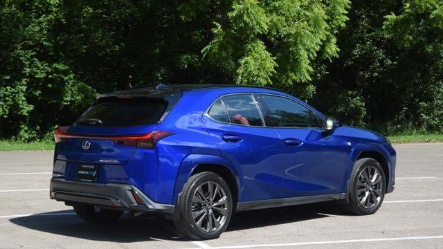 2023 Lexus UX 250h F SPORT Handling