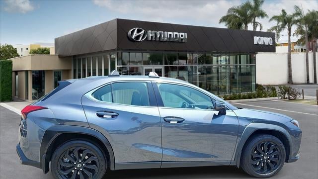 2022 Lexus UX 200 Base