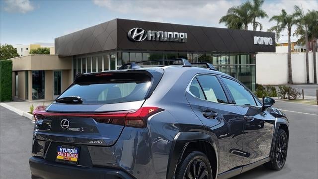 2022 Lexus UX 200 Base