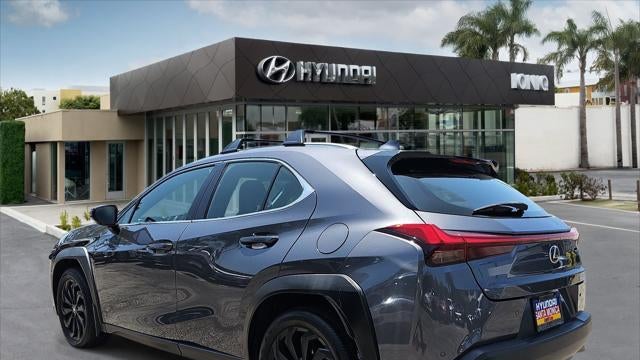 2022 Lexus UX 200 Base