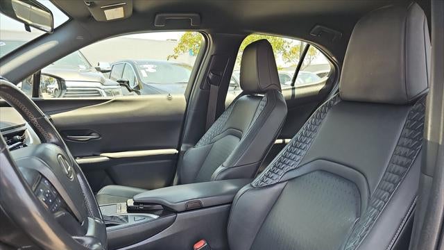 2022 Lexus UX 200 Base