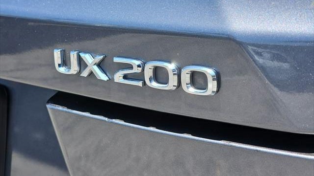 2022 Lexus UX 200 Base