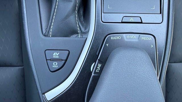 2021 Lexus UX 250h Base