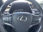 2022 UX 250h Thumbnail 15