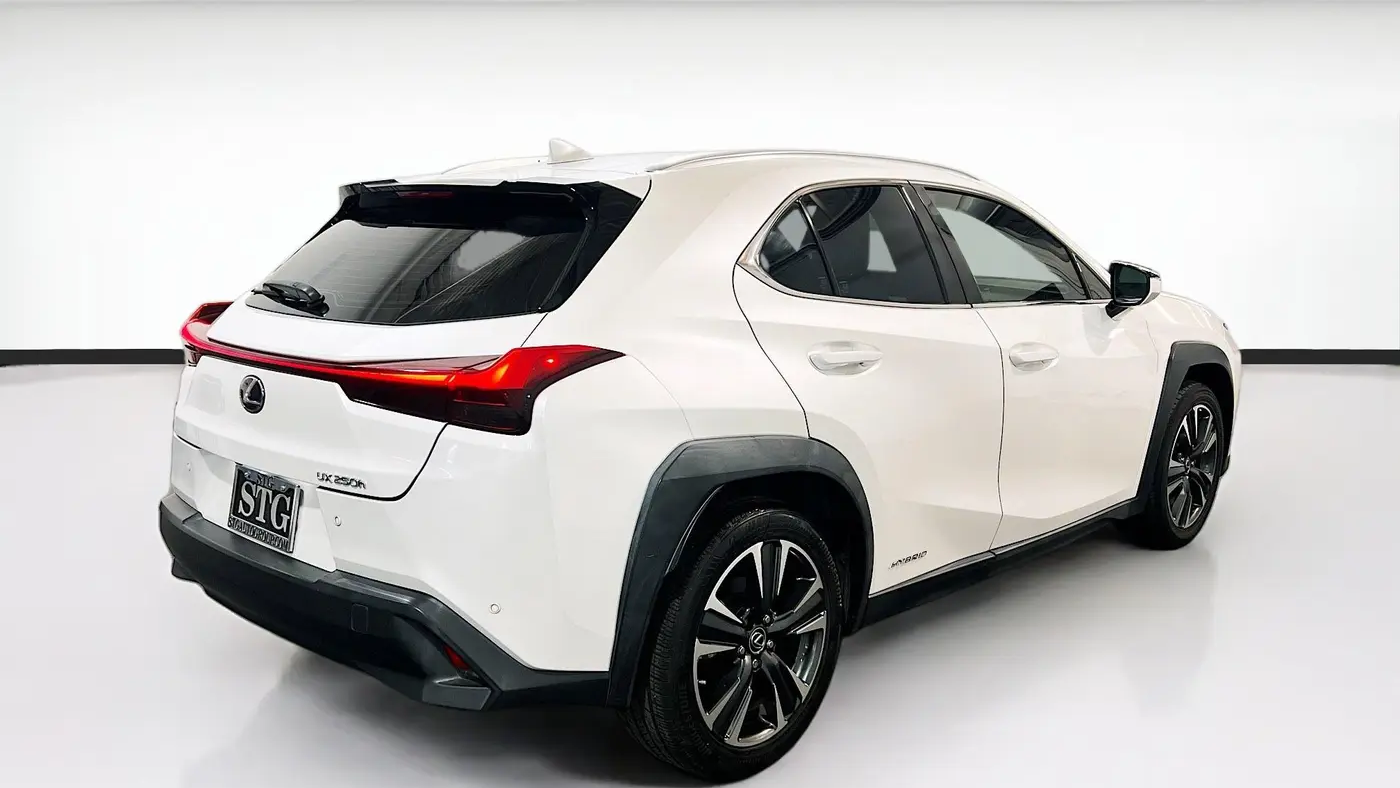 2021 Lexus UX 250h Base