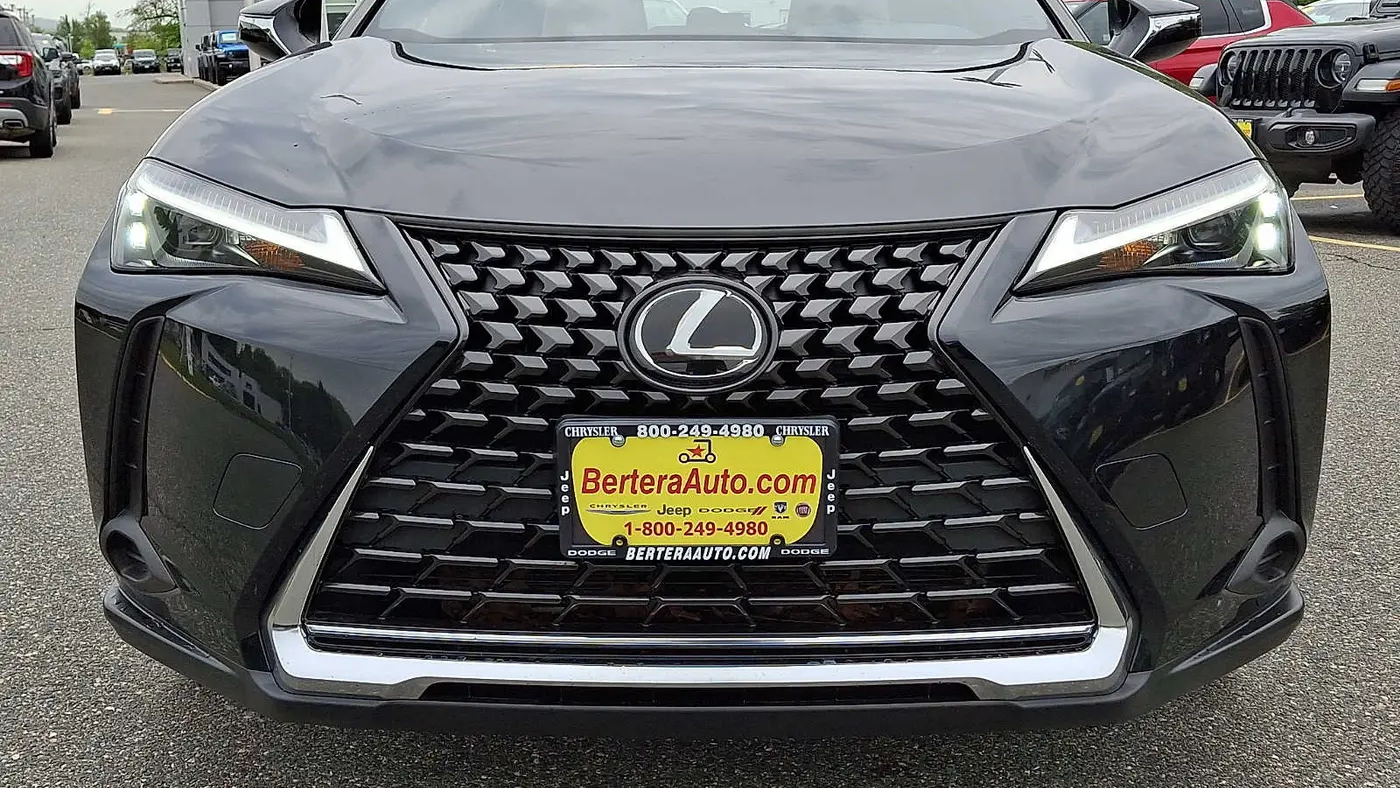 2023 Lexus UX 250h Base