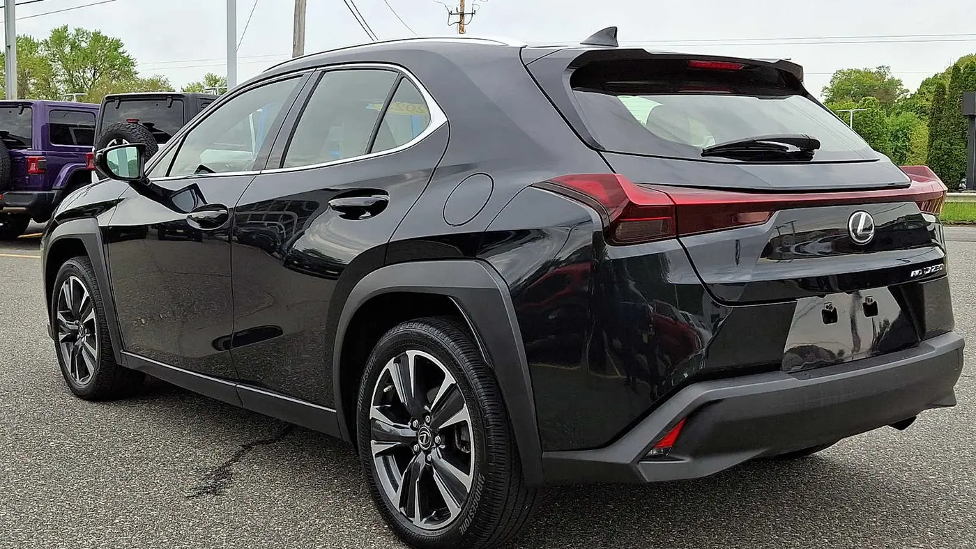 2023 Lexus UX 250h Base