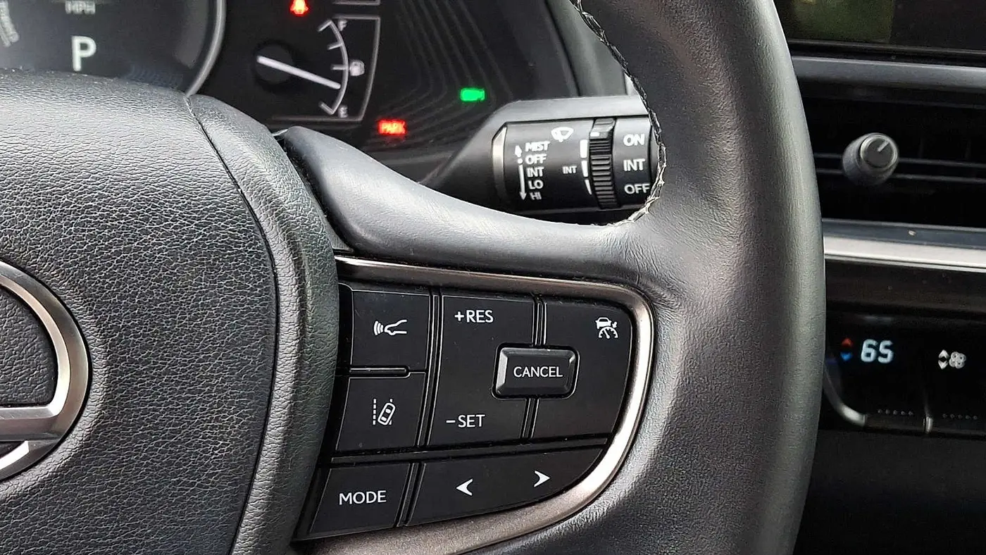 2023 Lexus UX 250h Base