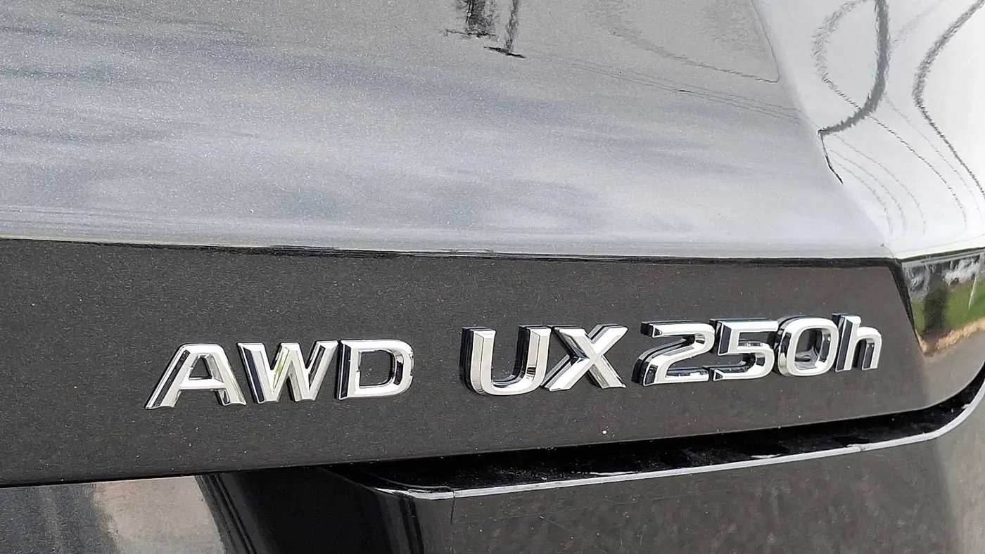 2023 Lexus UX 250h Base