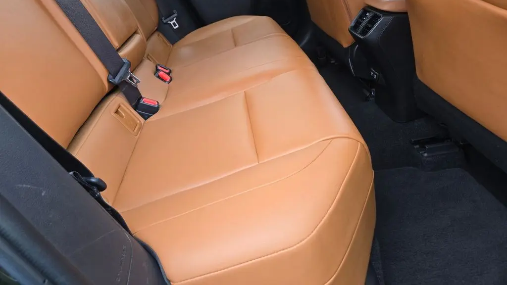2019 Lexus UX 200 Base
