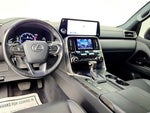 2023 LX 600 Thumbnail 12