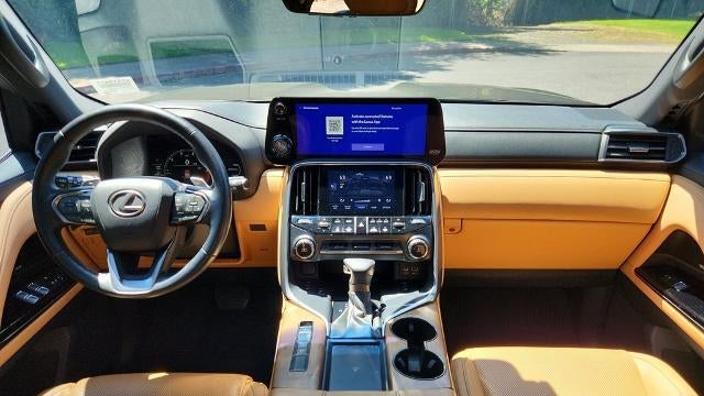 2024 Lexus LX 600 Premium