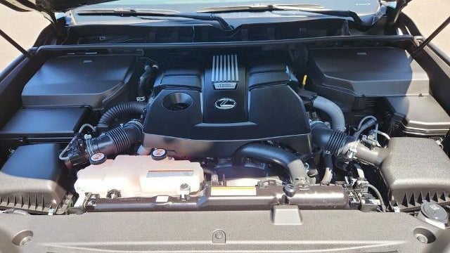 2024 Lexus LX 600 Premium