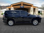 2021 GX 460 Thumbnail 4