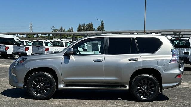 2022 Lexus GX 460 Base
