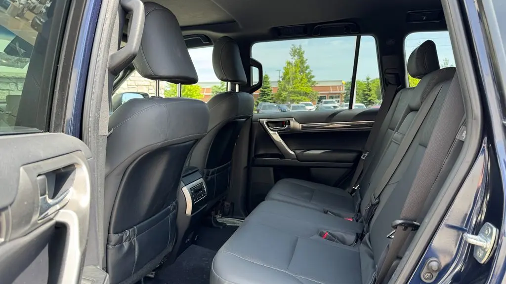 2023 Lexus GX 460 Base