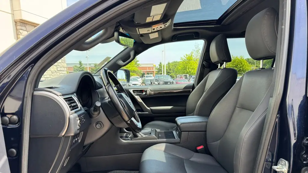 2023 Lexus GX 460 Base