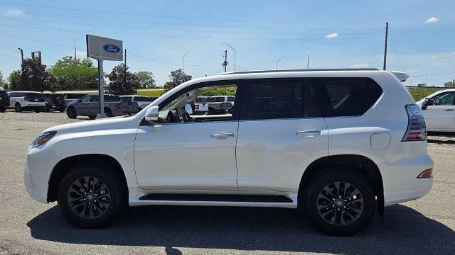 2023 Lexus GX 460 Base